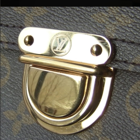 Authentic LOUIS VUITTON Manhattan GM